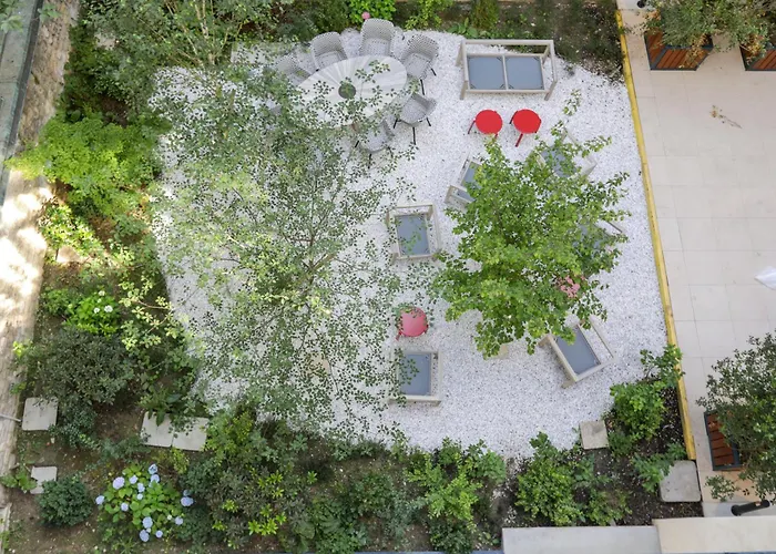 Mode Paris Aparthotel